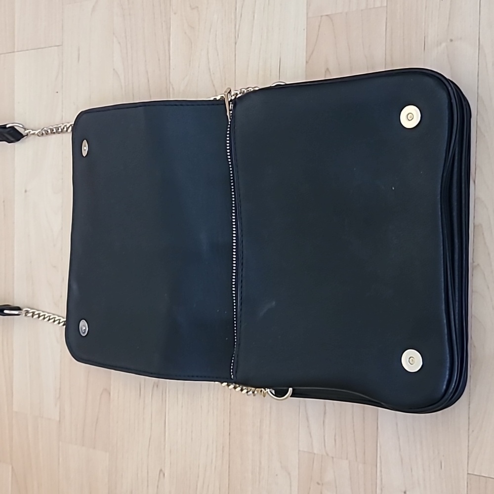Zara Black Leather Crossbody Bag With Chain 9"×7" - Picture 3 of 6